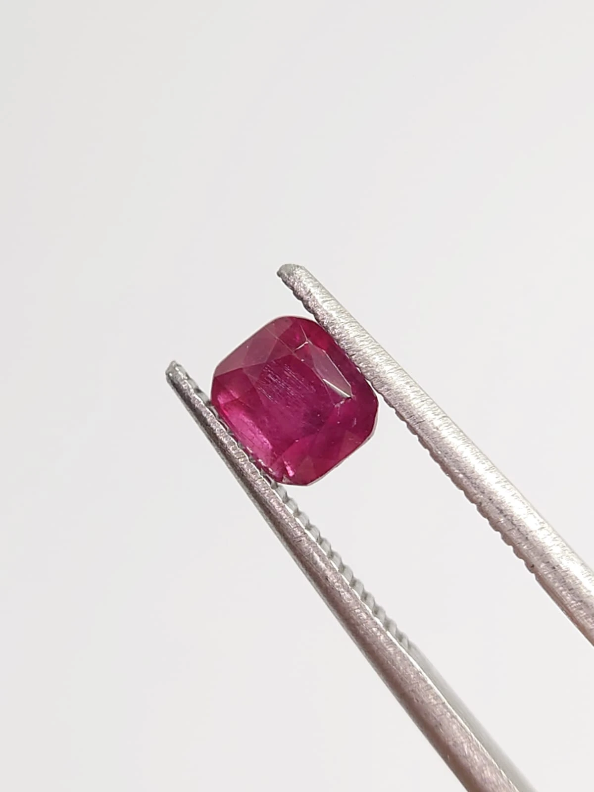 0.88ct Natural Umbalite Garnet from Malawi — view 6